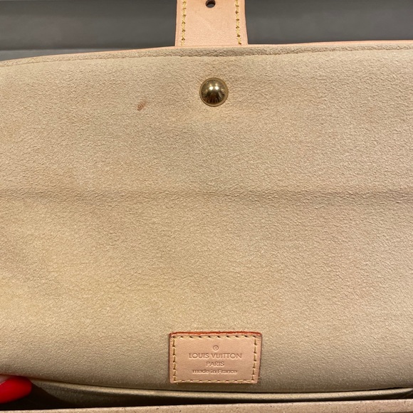 Louis Vuitton Monogram Canvas Hudson PM - Picture 8 of 8